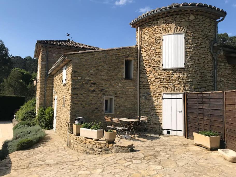 Vila Gite La Licorne Entrechaux Exteriér fotografie